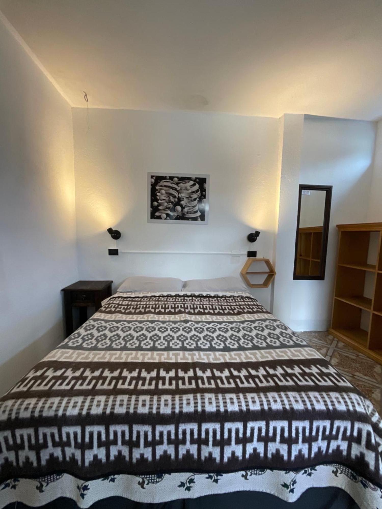 Mandala'S Hostal Сан-Педро-ла-Лагуна Екстер'єр фото