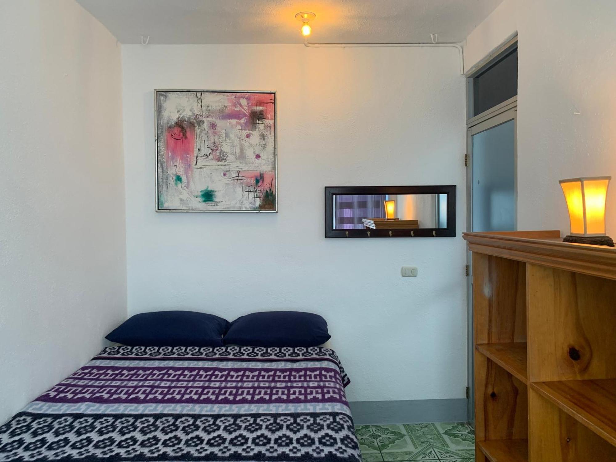 Mandala'S Hostal Сан-Педро-ла-Лагуна Екстер'єр фото