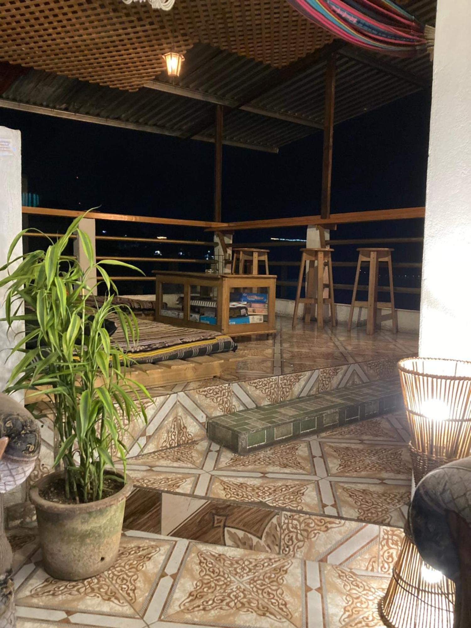 Mandala'S Hostal Сан-Педро-ла-Лагуна Екстер'єр фото